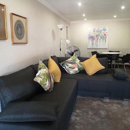 Rest-A-While Guest House - بريتوريا المظهر الخارجي الصورة