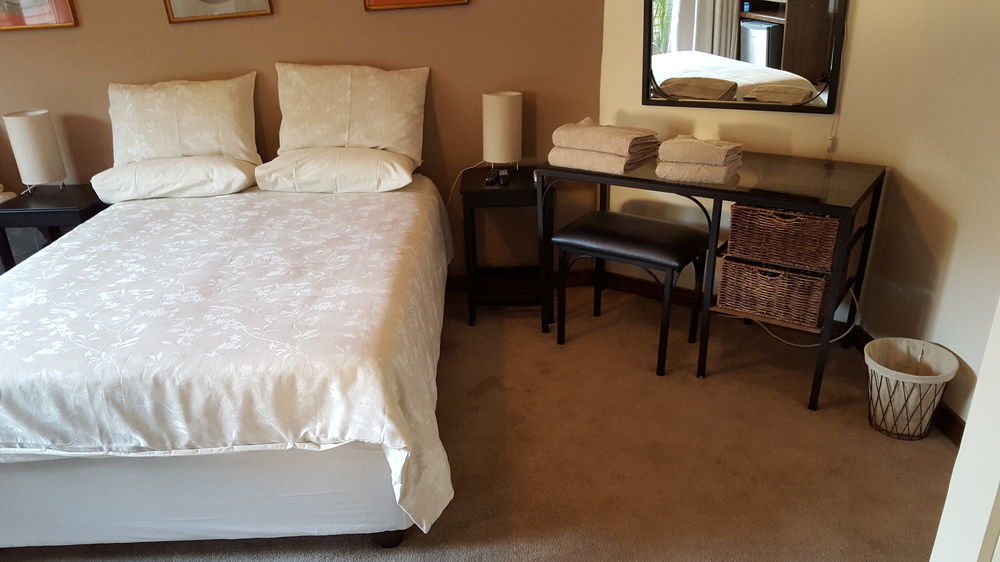 Rest-A-While Guest House - بريتوريا المظهر الخارجي الصورة