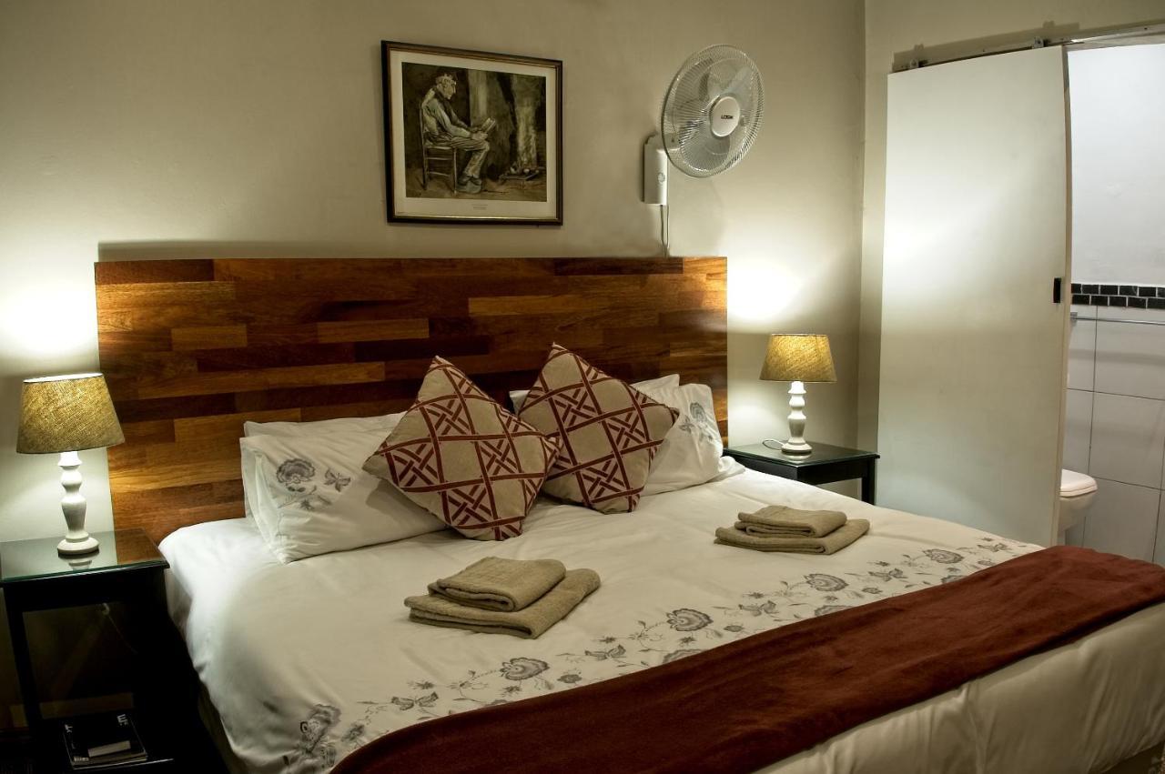 Rest-A-While Guest House - بريتوريا المظهر الخارجي الصورة