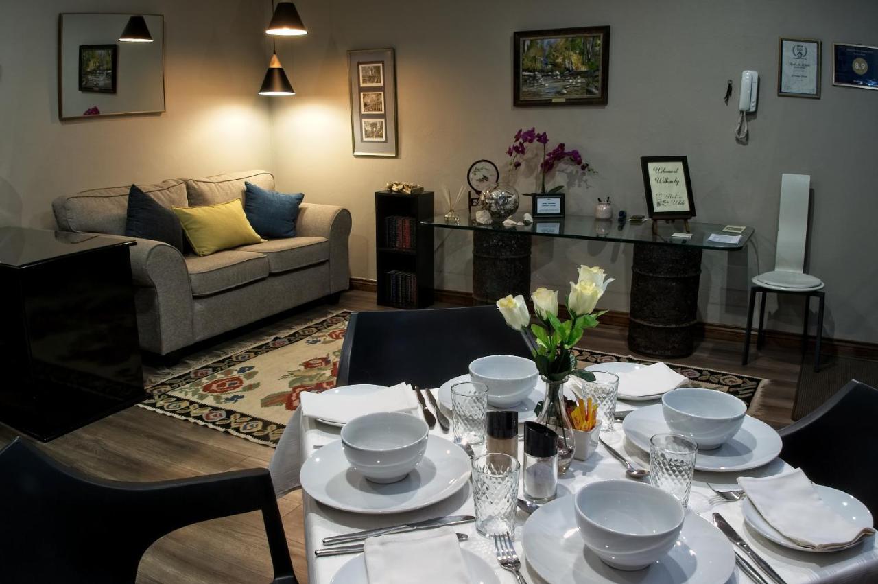 Rest-A-While Guest House - بريتوريا المظهر الخارجي الصورة