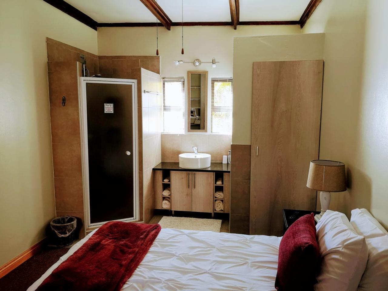 Rest-A-While Guest House - بريتوريا المظهر الخارجي الصورة