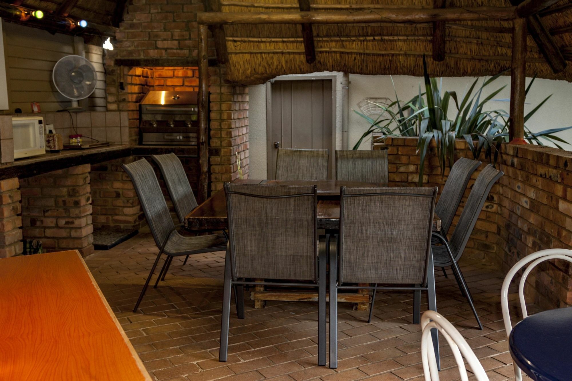 Rest-A-While Guest House - بريتوريا المظهر الخارجي الصورة