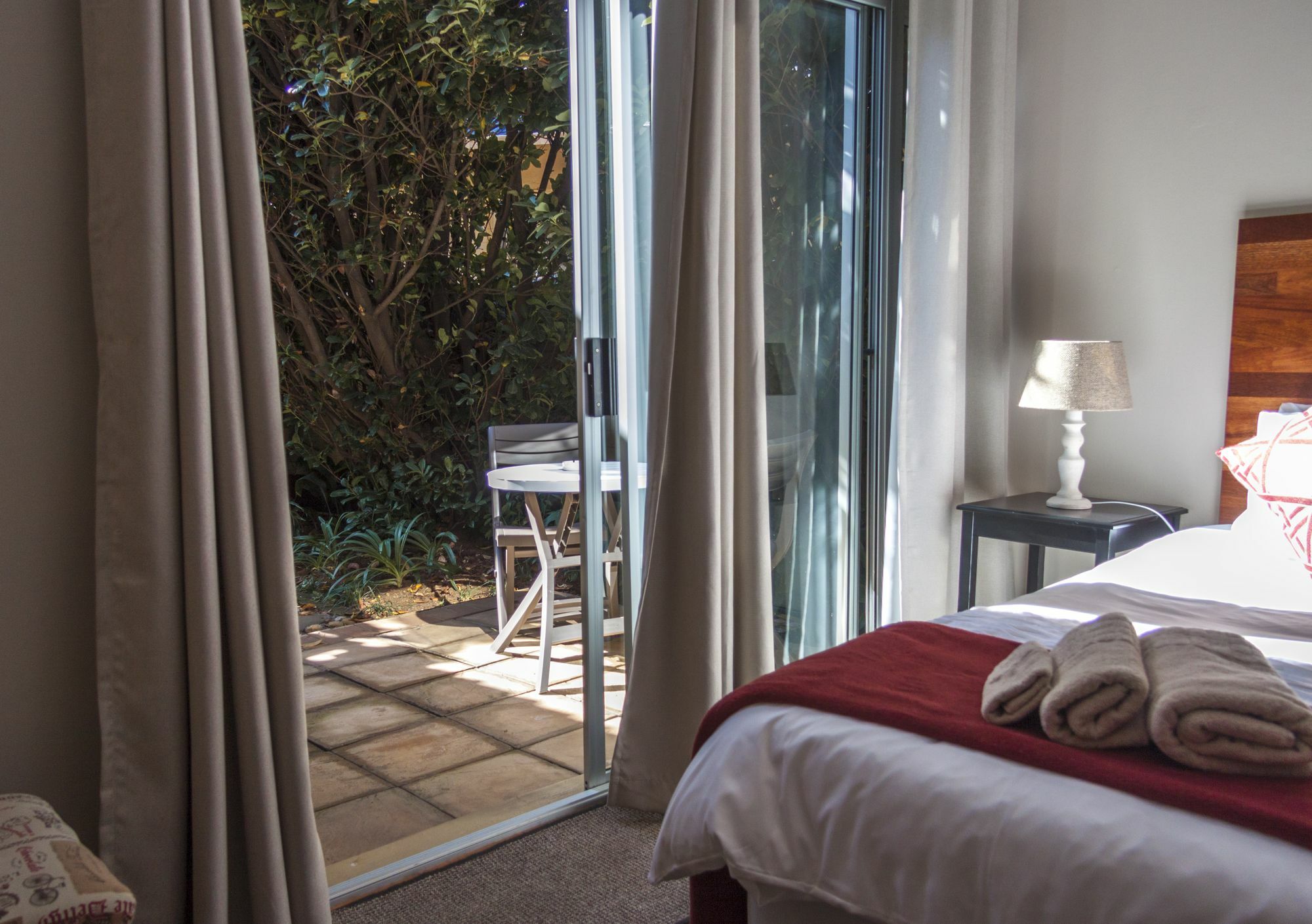 Rest-A-While Guest House - بريتوريا المظهر الخارجي الصورة